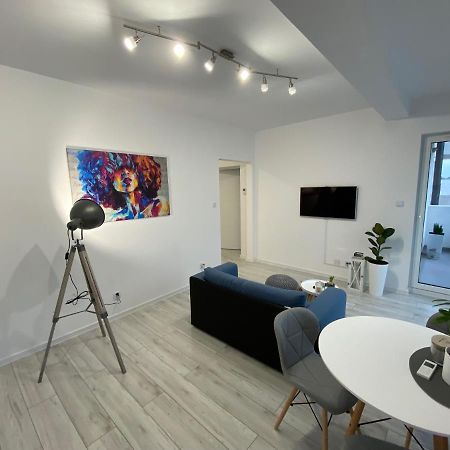 Apartament Nice Stay Lubiń Extérieur photo